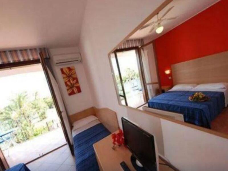 Hotel Club Santa Sabina Torre Santa Sabina Dış mekan fotoğraf