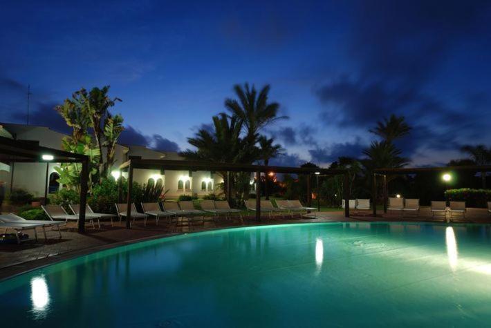 Hotel Club Santa Sabina Torre Santa Sabina Dış mekan fotoğraf